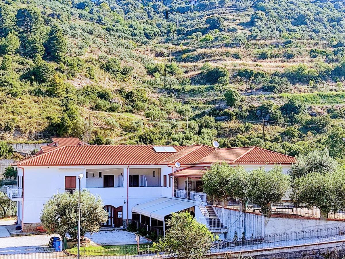 Aparthotel Tenuta Marga Agnone Cilento Exterior foto